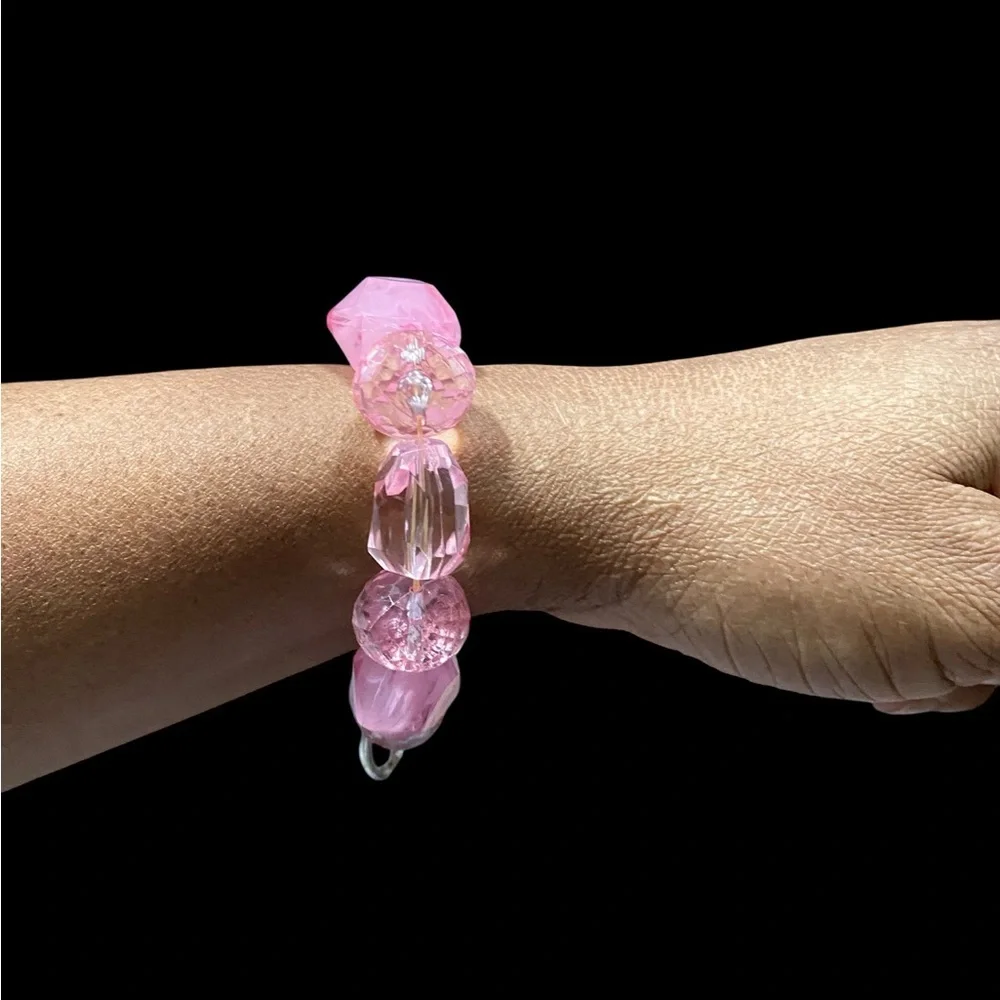 Elegant Pink Beaded Bracelet